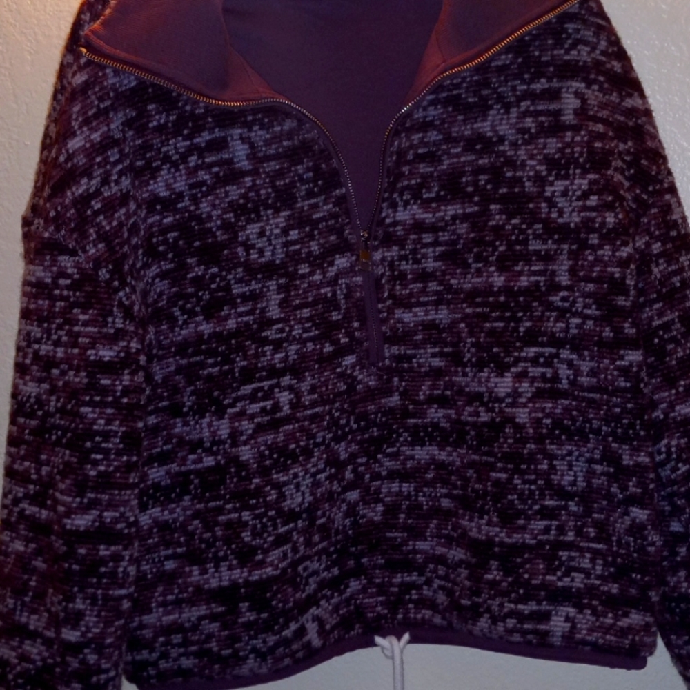 Varley Sweater - image 1